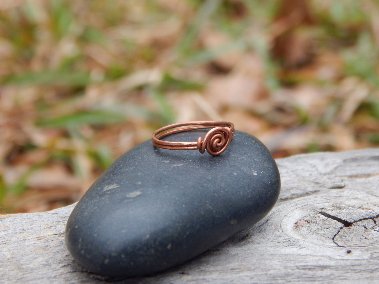Wire wrapped copper spiral ring size 4